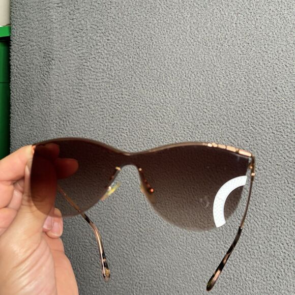 Tiffany & Co. Cat-Eye Butterfly Sunglasses Brown Gradient Lens TF 3058 With Case main image 16